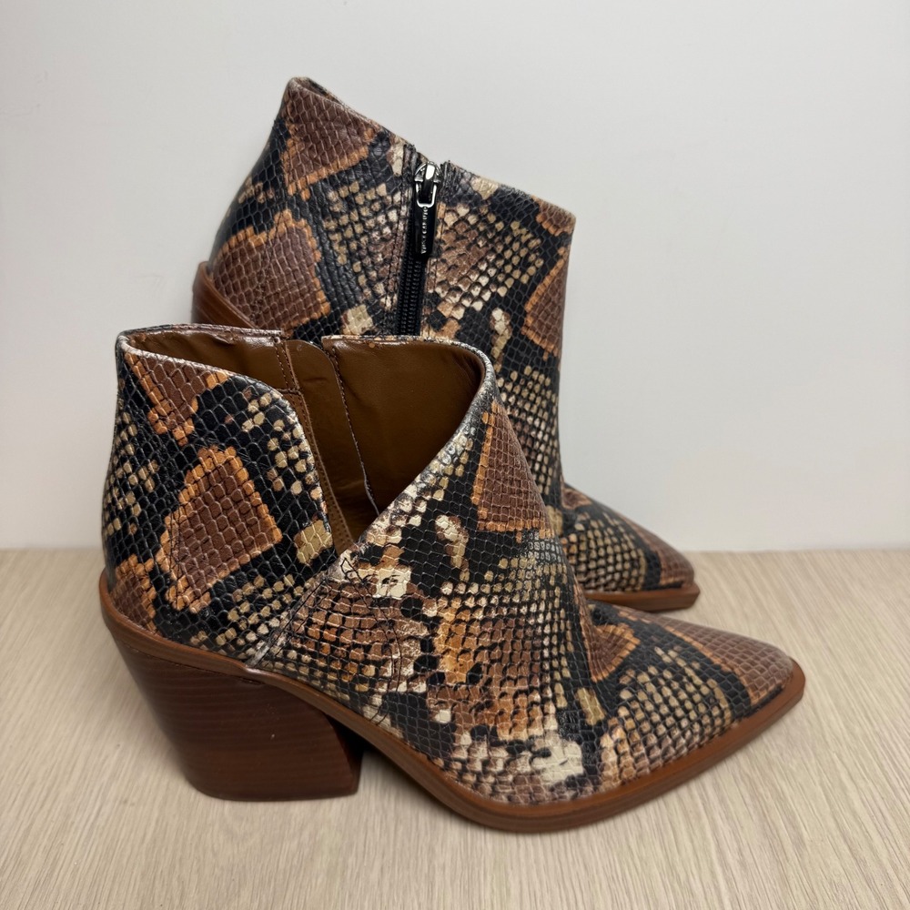 Ankle Boots Vince Camuto Women 8M Brown Snakeskin Embossed Pointed Toe Booties